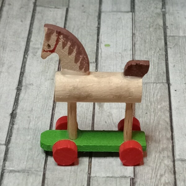 Bodo Hennig vintage tiny toy horse of wood, kids pull toy, german folk art, miniature dollhouse, Rare!