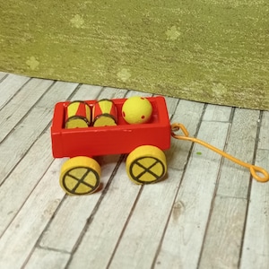 Lundby ドールハウス プルカート + おもちゃ 赤 黄色、人形 子供部屋、木製 ヴィンテージ ミニチュア 1:16?