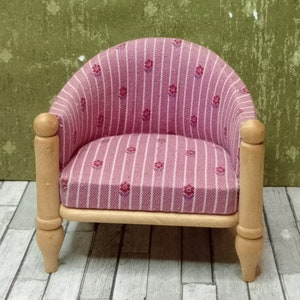 Bodo Hennig chair, upholstered with roses design, vintage, german, wooden dollhouse furniture miniature 1:10