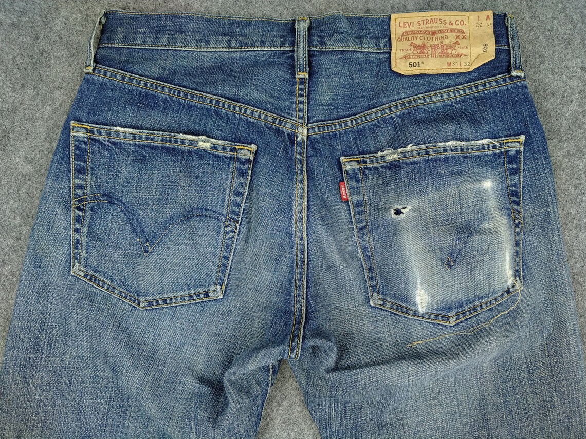 Levis 501 32x33 Clearance