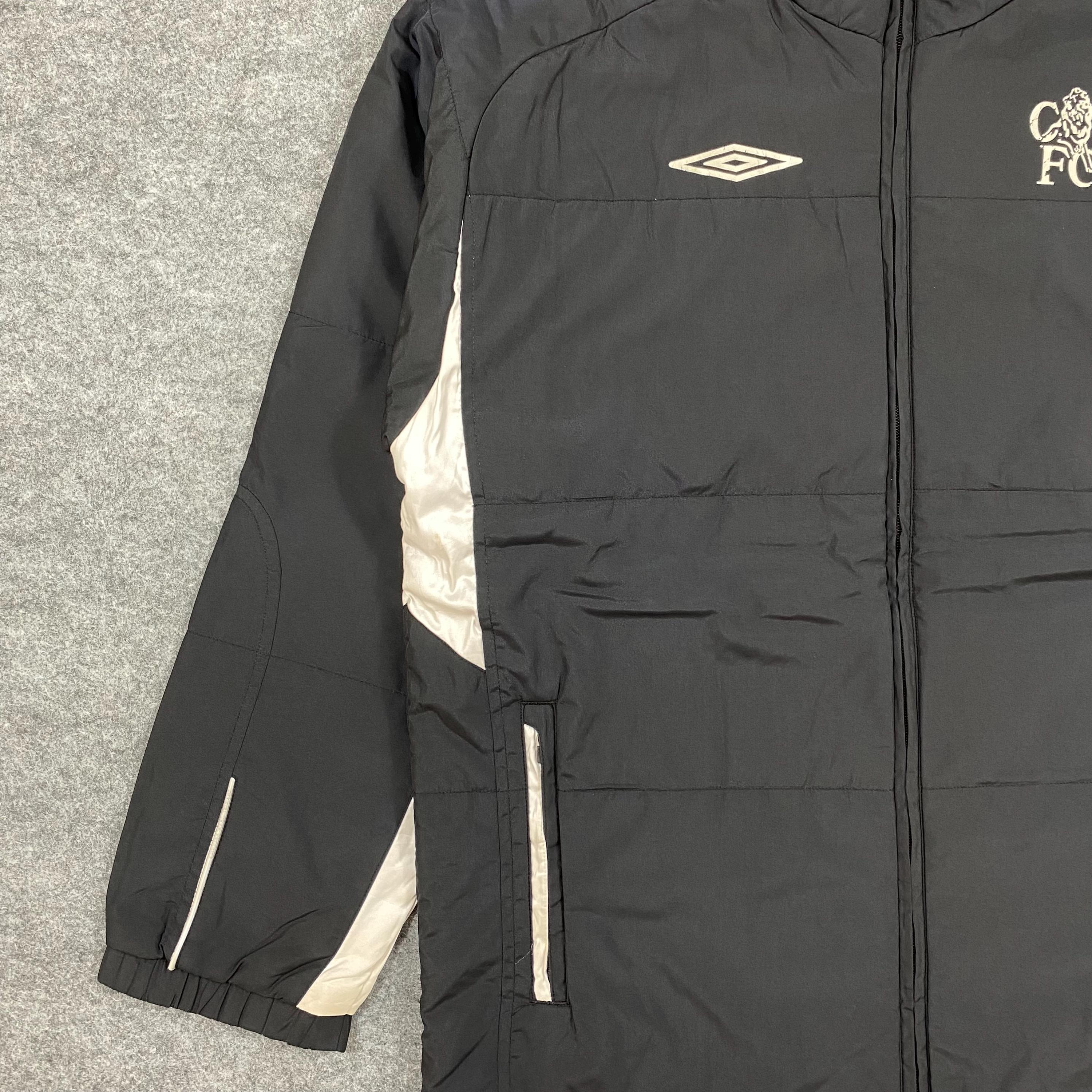 Vintage Chelsea FC Umbro Puffer Jacket Black 2000s| Embroidered