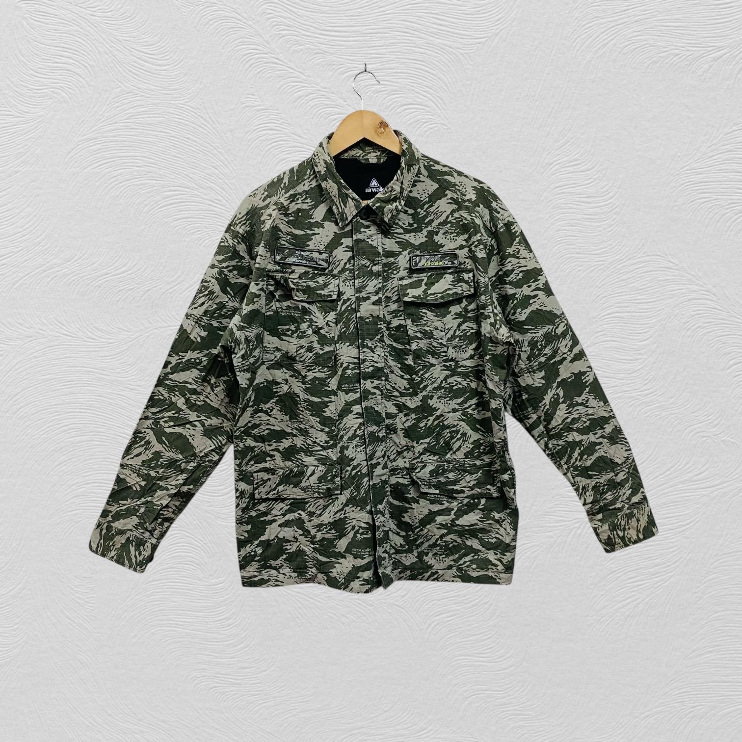 Vintage Airwalk Camo Shirt Jacket Size Large, Vintage Clothing