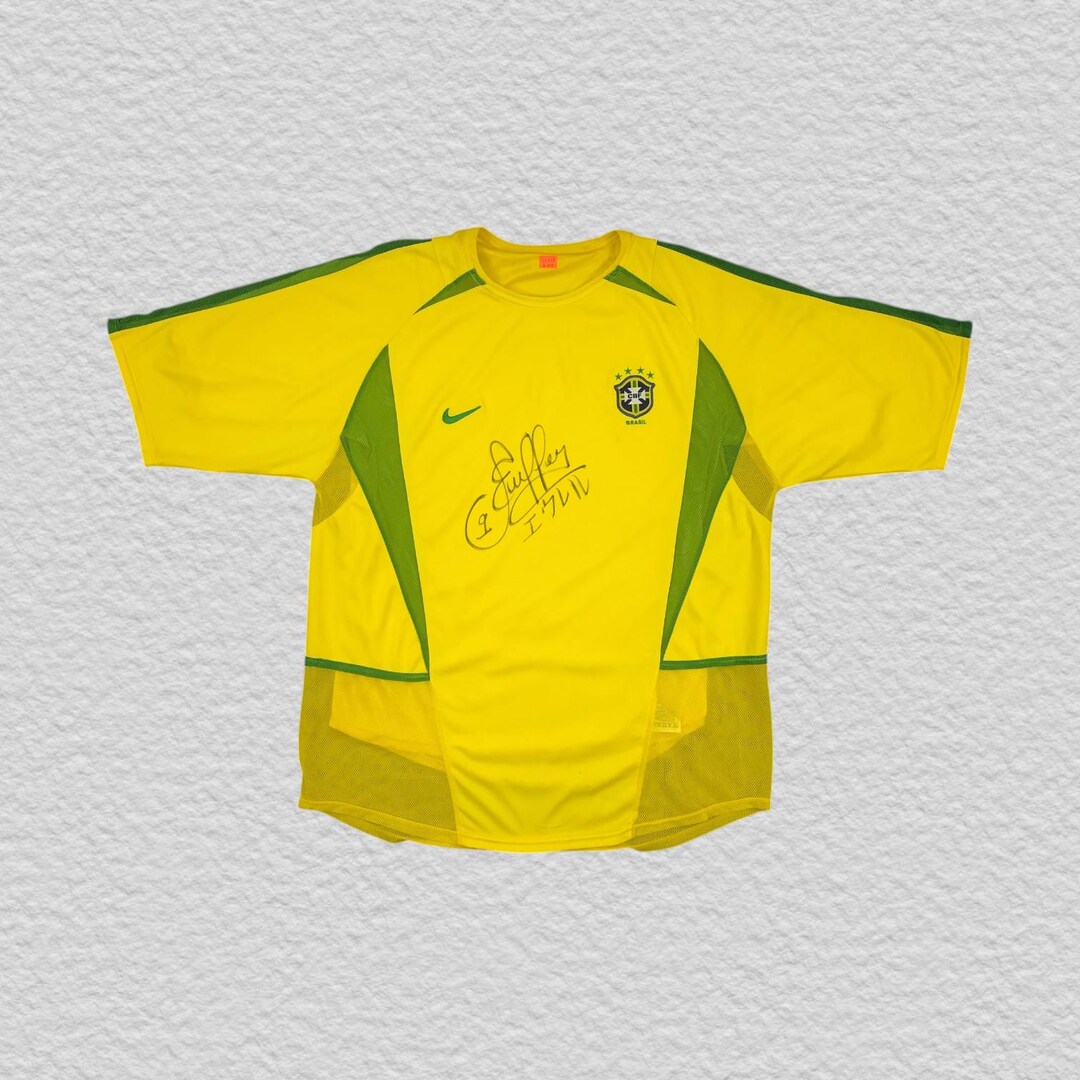 Rare Vintage 2002-2004 Brazil Nike Football Shirt Signed Authentic