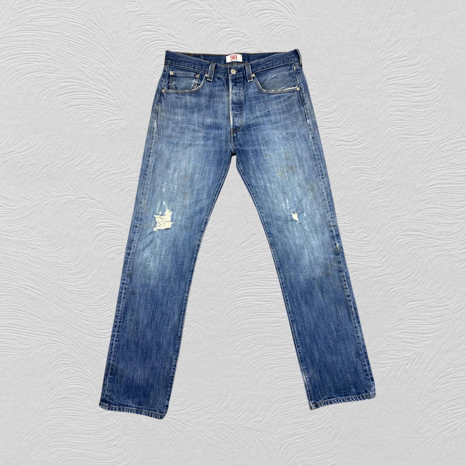 32x32.5 Vintage Levi's 501 Jeans Distressed Blue Denim Red