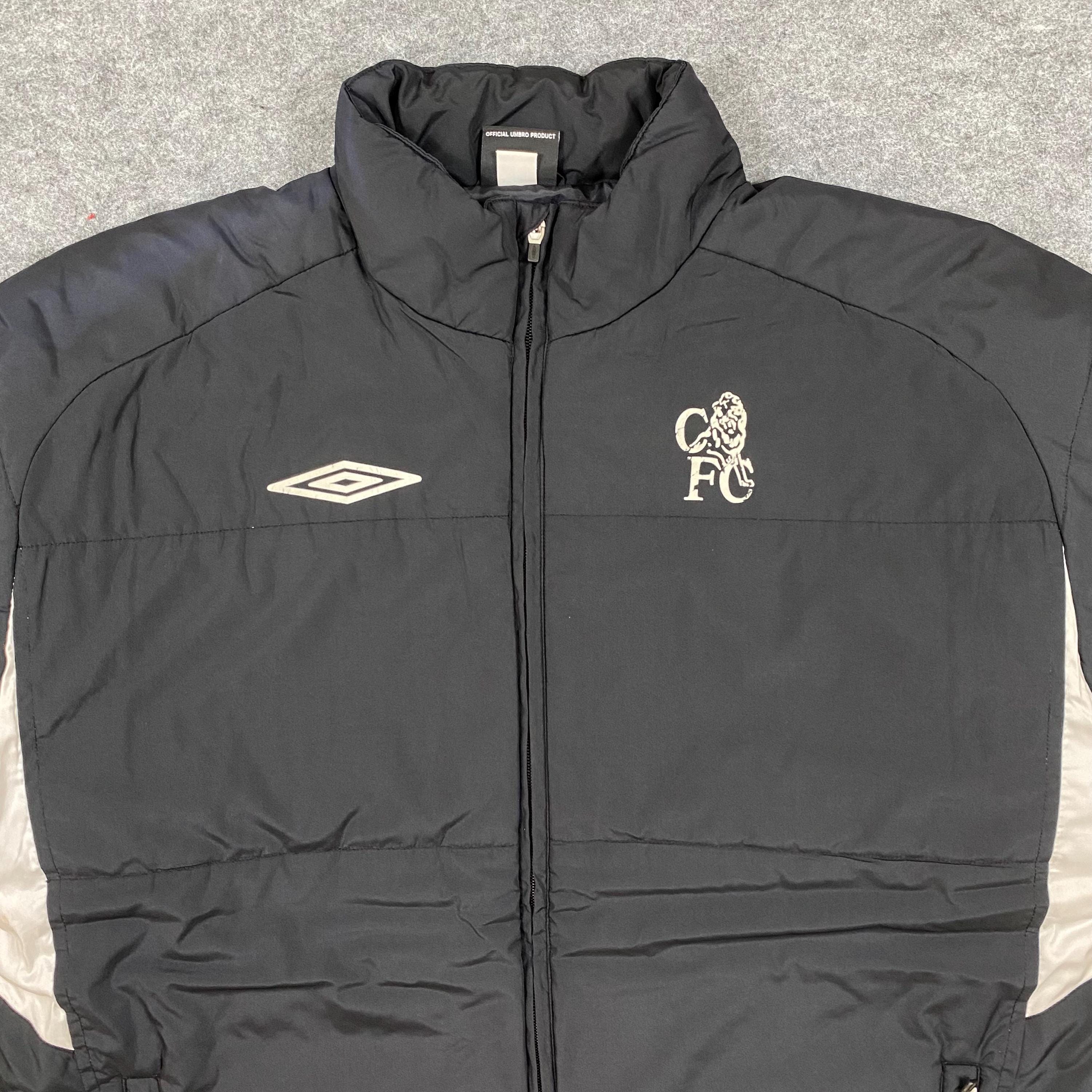 Vintage Chelsea FC Umbro Puffer Jacket Black 2000s| Embroidered
