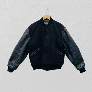 Butwin - Etsy