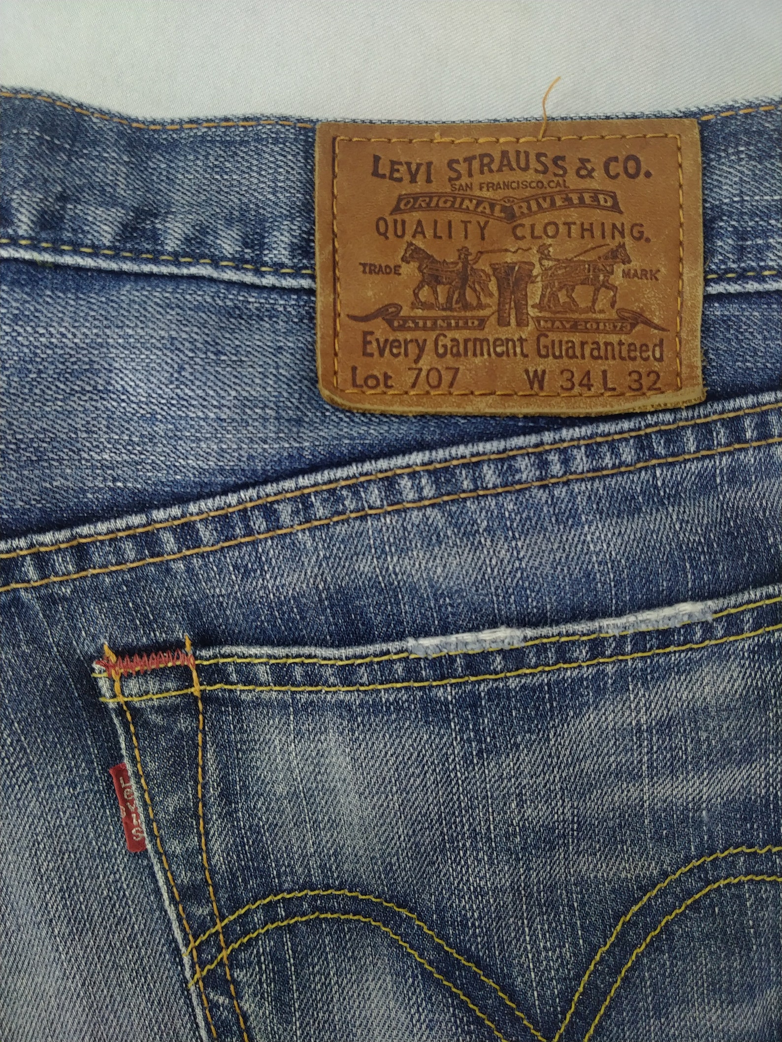 Vintage Levi's 707 Distressed Whisker Denim 34x32 Red Tab - Etsy