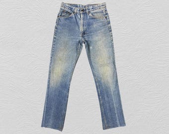 Jeans Levi’s vintage con etiqueta naranja, hechos en EE. UU. - Denim desgastado de cintura alta - Levi 517 estilo años 90 con efecto desgastado - Talla 30x29.5 - Estética streetwear poco común