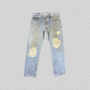 Vintage 90s Levis 501 Made in USA Distressed Jeans W34 L30.5 / Light Wash Ripped Levi's 501xx Straight Leg Denim Pants / Grunge Streetwear