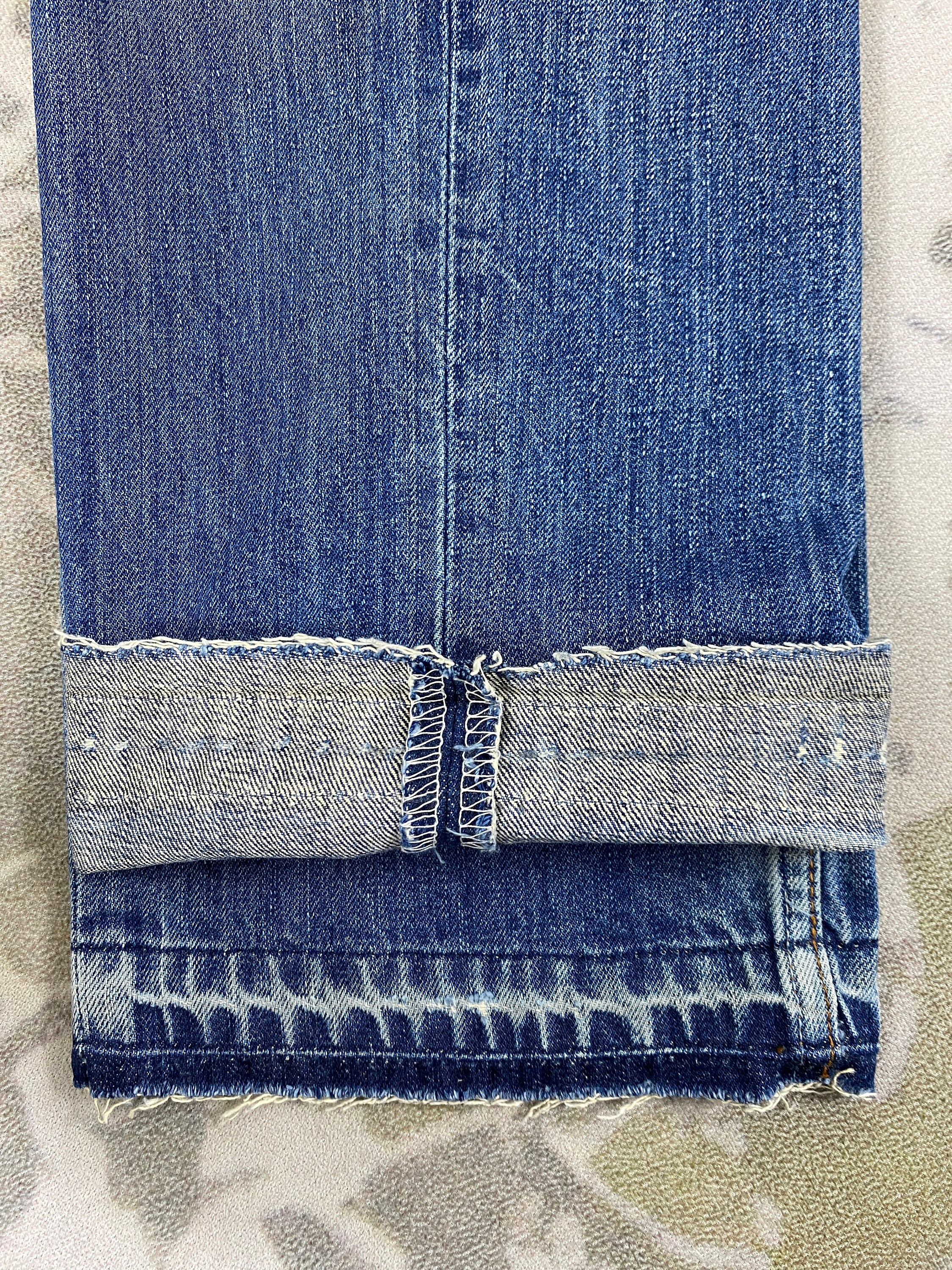 31x29 Faded Blue Vintage Levi's 502 Jeans Denim- JN3713 Blue