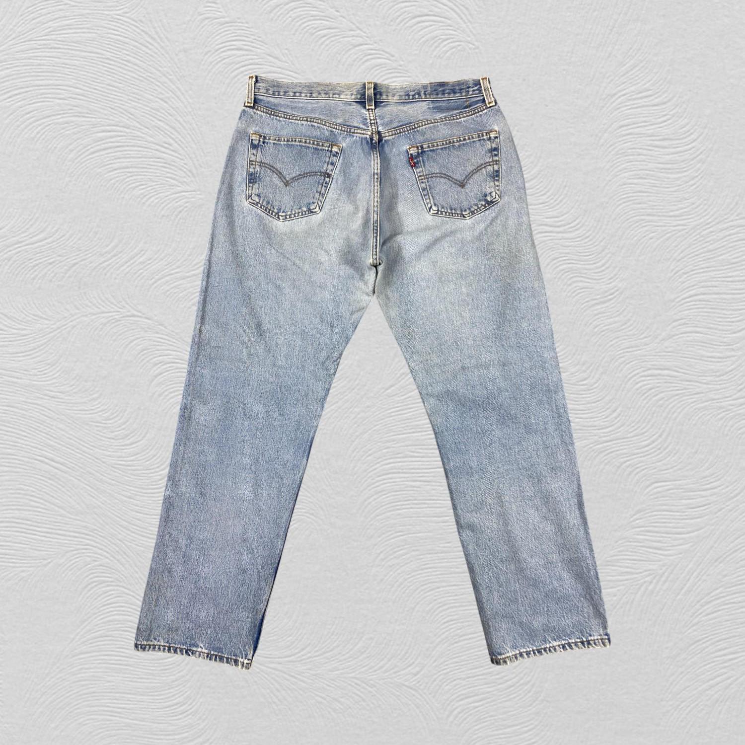 35x40 Medium Wash Vintage Levi's 501 Jeans Denim JN3396 Blue
