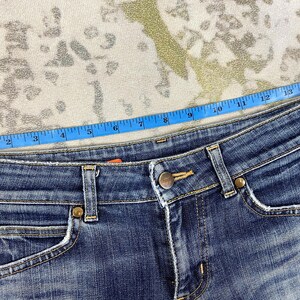 Storlek 29x27.5 Vintage Wrangler Blue Bell Jeans Flare Cut Bootcut Denim, Distressed Fade, Låg midja, Y2K Estetisk Boho Chic bild 7