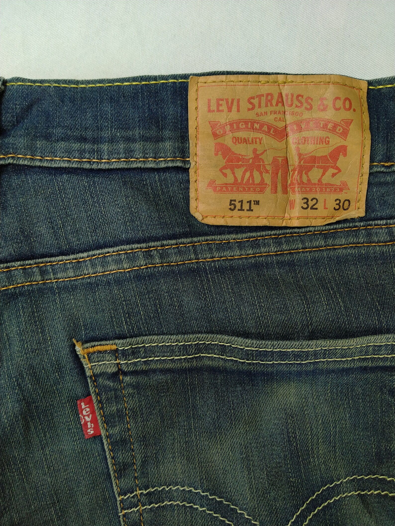 levis 511 style