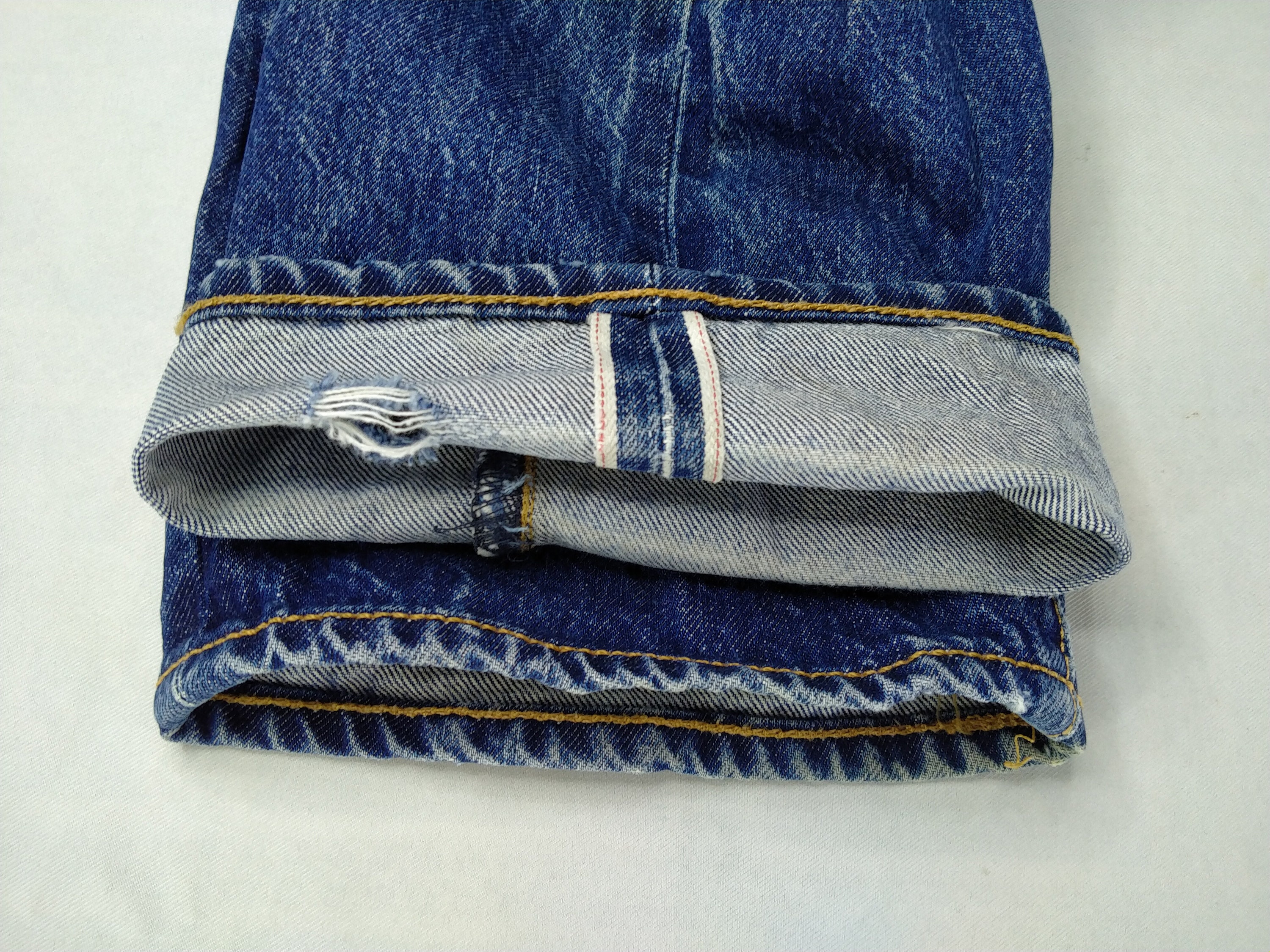 Levis 501 clearance redline
