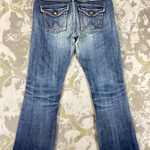 Storlek 29x27.5 Vintage Wrangler Blue Bell Jeans Flare Cut Bootcut Denim, Distressed Fade, Låg midja, Y2K Estetisk Boho Chic bild 4