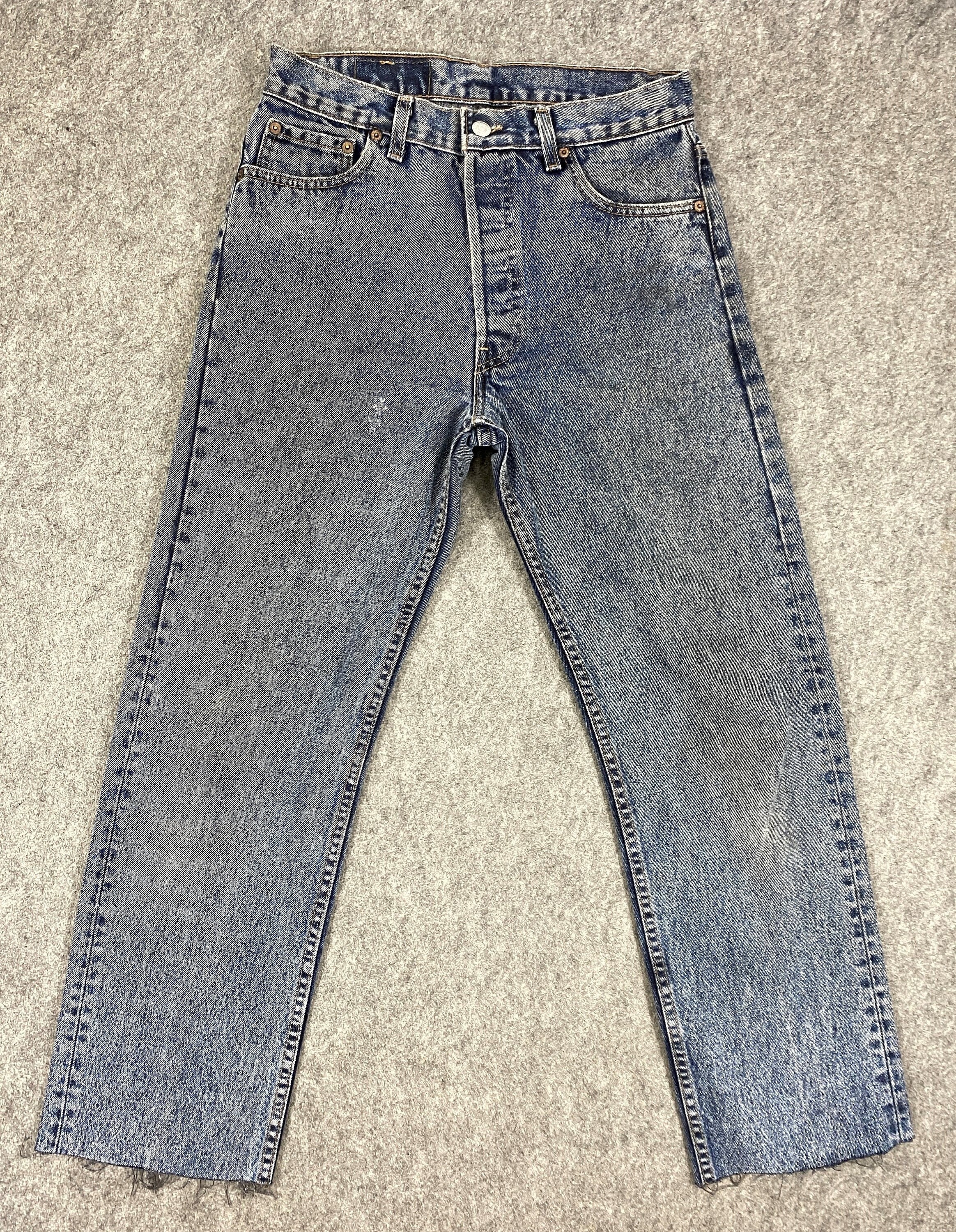 28x27 Blue Vintage Levis 501 USA Jeans - JN3142 Blue