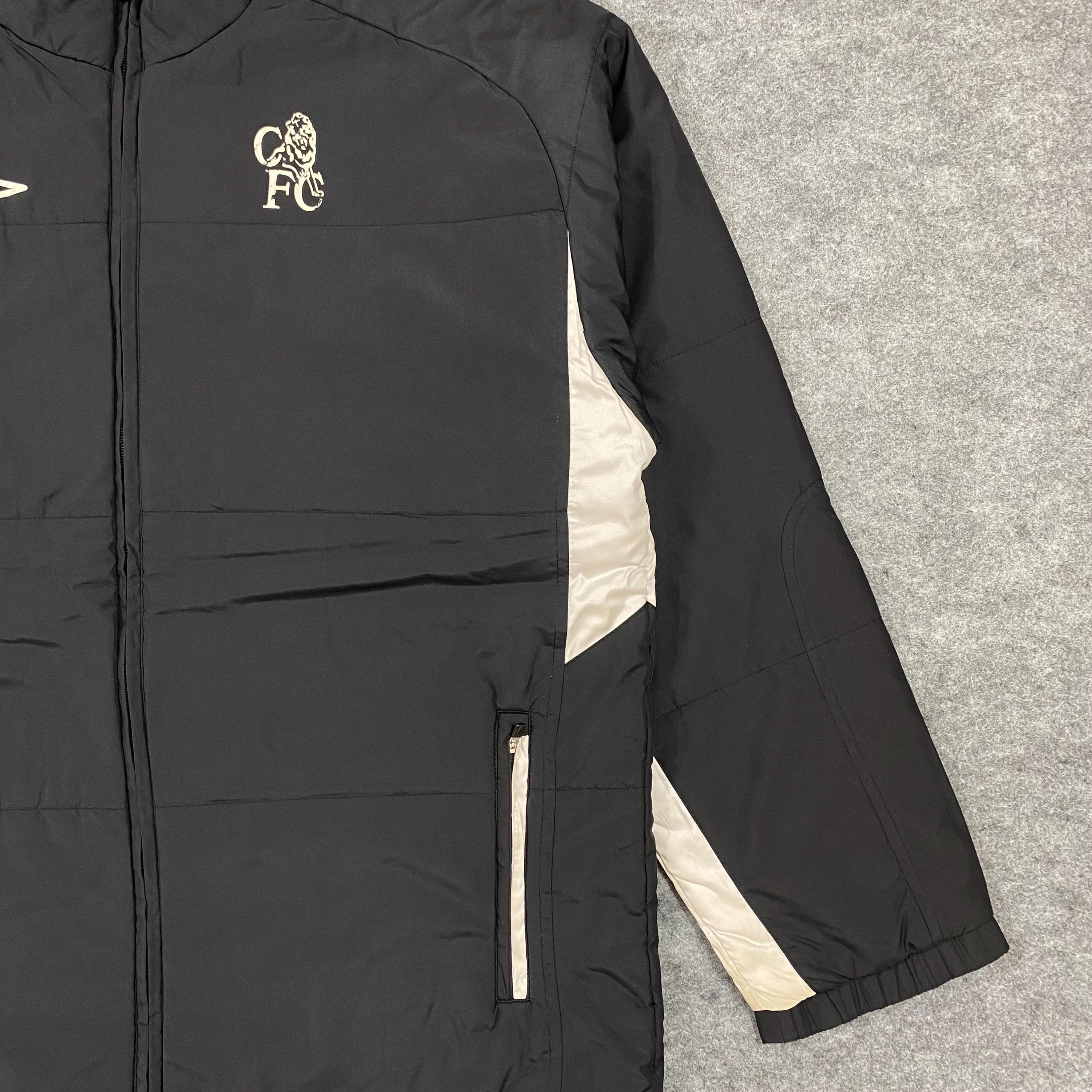 Vintage Chelsea FC Umbro Puffer Jacket Black 2000s| Embroidered