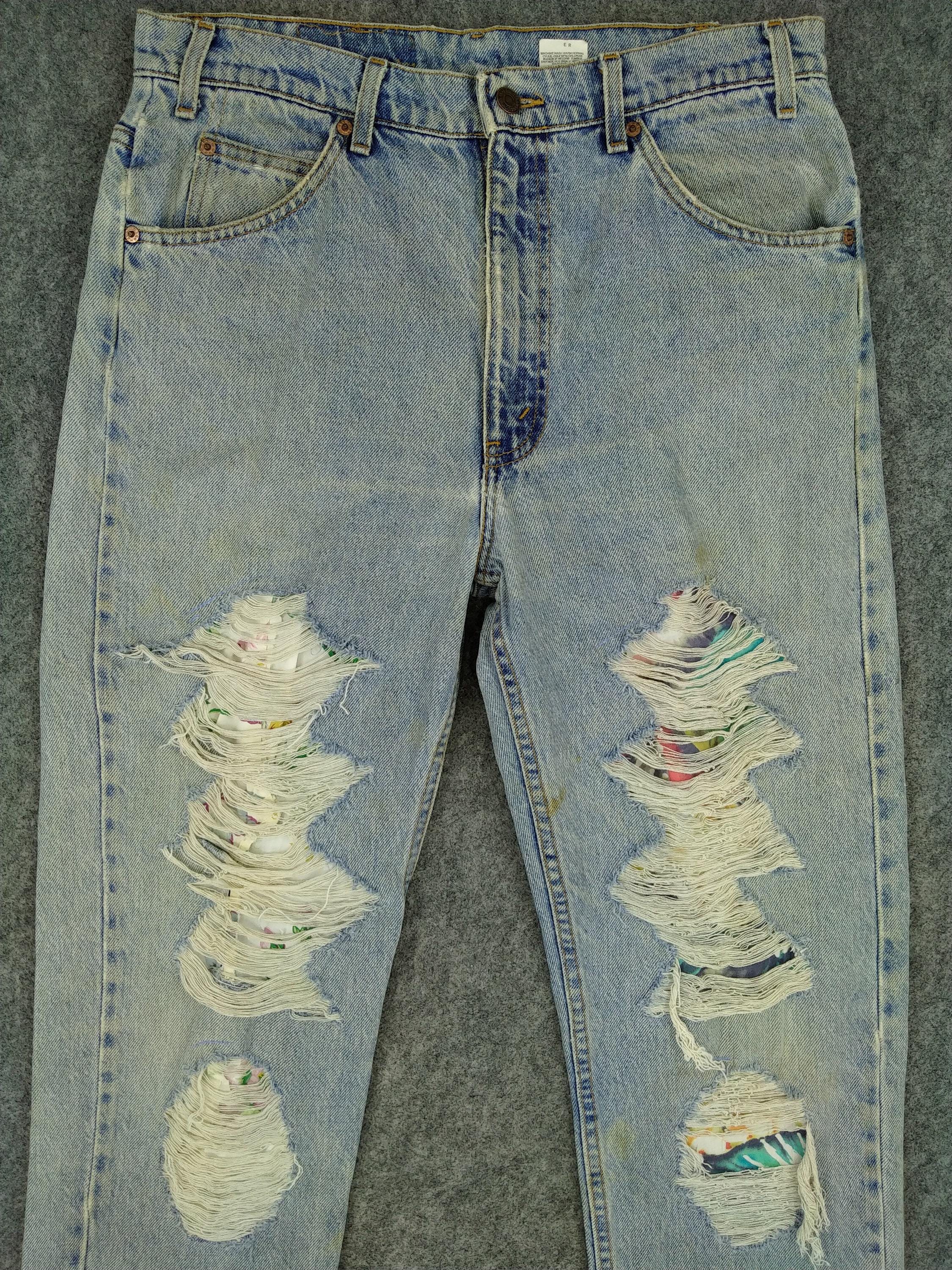 Ripped Vintage Levi's 505 Jeans 33x29 