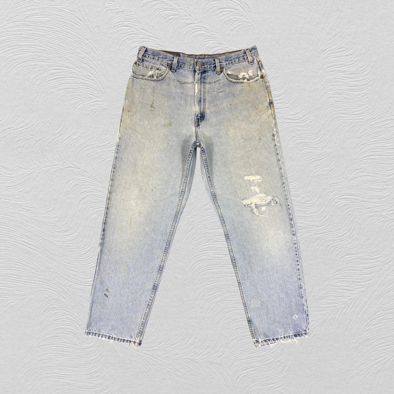 34x31 Light Blue Wash Vintage Levi's 550 Jeans JN1906 Denim