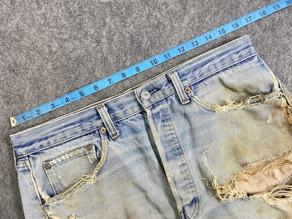 32x27.5 80s Redline Ripped Vintage Levis 501 Jeans -JN3177 32x27.5 80s Redline Ripped Vintage Levis 501 Jeans -JN3177
