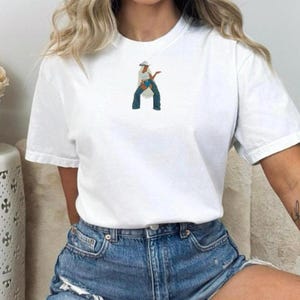 Koszulka dla niemowląt z haftem inspirowanym rodeo | Koszulka kowbojska Queen | Osobisty haftowany prezent | Top z nadrukiem Bee-Hive