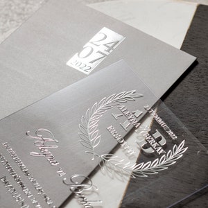 Acrylic Luxury Wedding Silver Foil Simple Invitation and Silver Date Embossed Grey Envelope, Clear Transparent Invite Card
