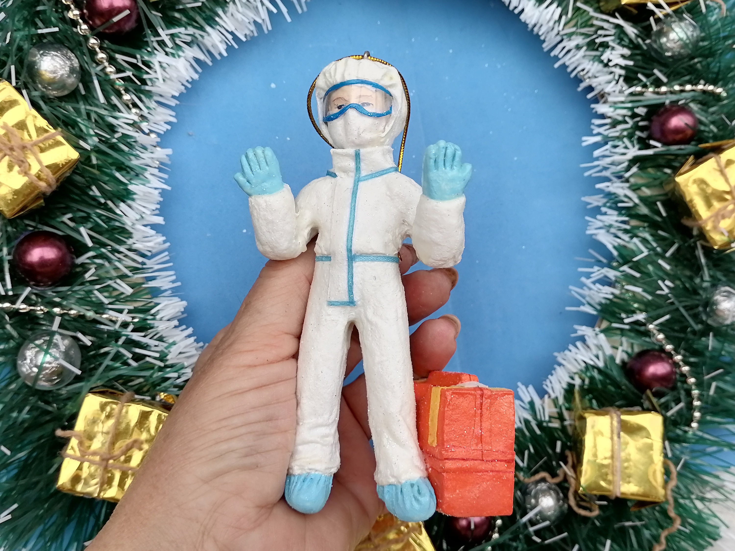 Dekotipps Weihnachten 2022 Weihnachtsbaum Spielzeug aus Watte. Weihnachten 2022. Figur Etsy
