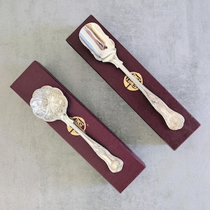 Vintage Kings patroon verzilverde serveerlepels – Cranberrysaus & Stilton Scoop