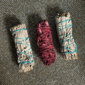 White Sage & Dragon’s Blood Smudge 3 Piece Bundle
