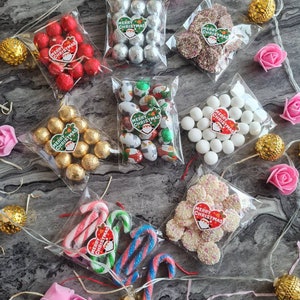 Christmas Stocking Filler Sweets Secret Santa Gift, Christmas Chocolate Table Decoration,milk Chocolate balls,Christmas Favour, Party Favour