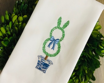 Chinoiserie Bunny Topiary Hand Towel