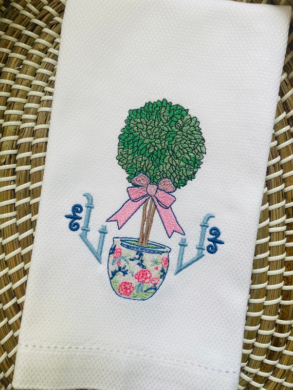 Tobacco Leaf Topiary hand towel