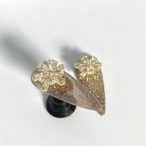 2Pc Nail Charms - Flower Power