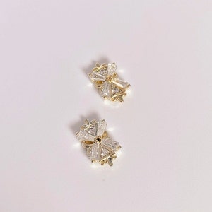 2 Pc Nail Charms - Queenie
