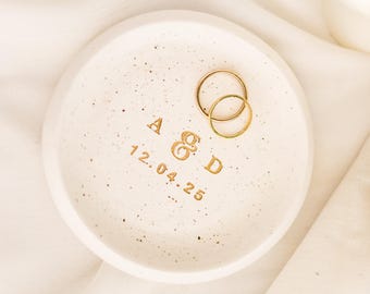 Engagement Gift / Couple Ring Dish / Personalised Ring Dish / Newlyweds Gift / Personalised Jewellery Dish / Wedding Gift / Anniversary Gift