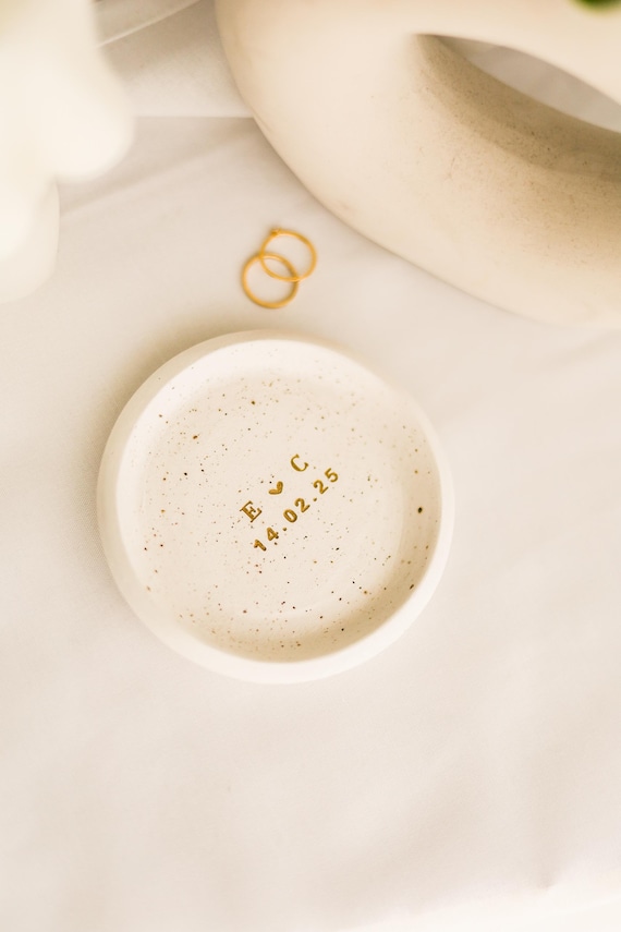 Engagement Gift / Couple Ring Dish / Personalised Ring Dish / Newlyweds Gift / Personalised Jewellery Dish / Wedding Gift / Clay Ring Dish