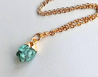 Dainty raw emerald crystal necklace in rose gold unique birthday gift for her him, Natural dark green gemstone pendant layered necklace