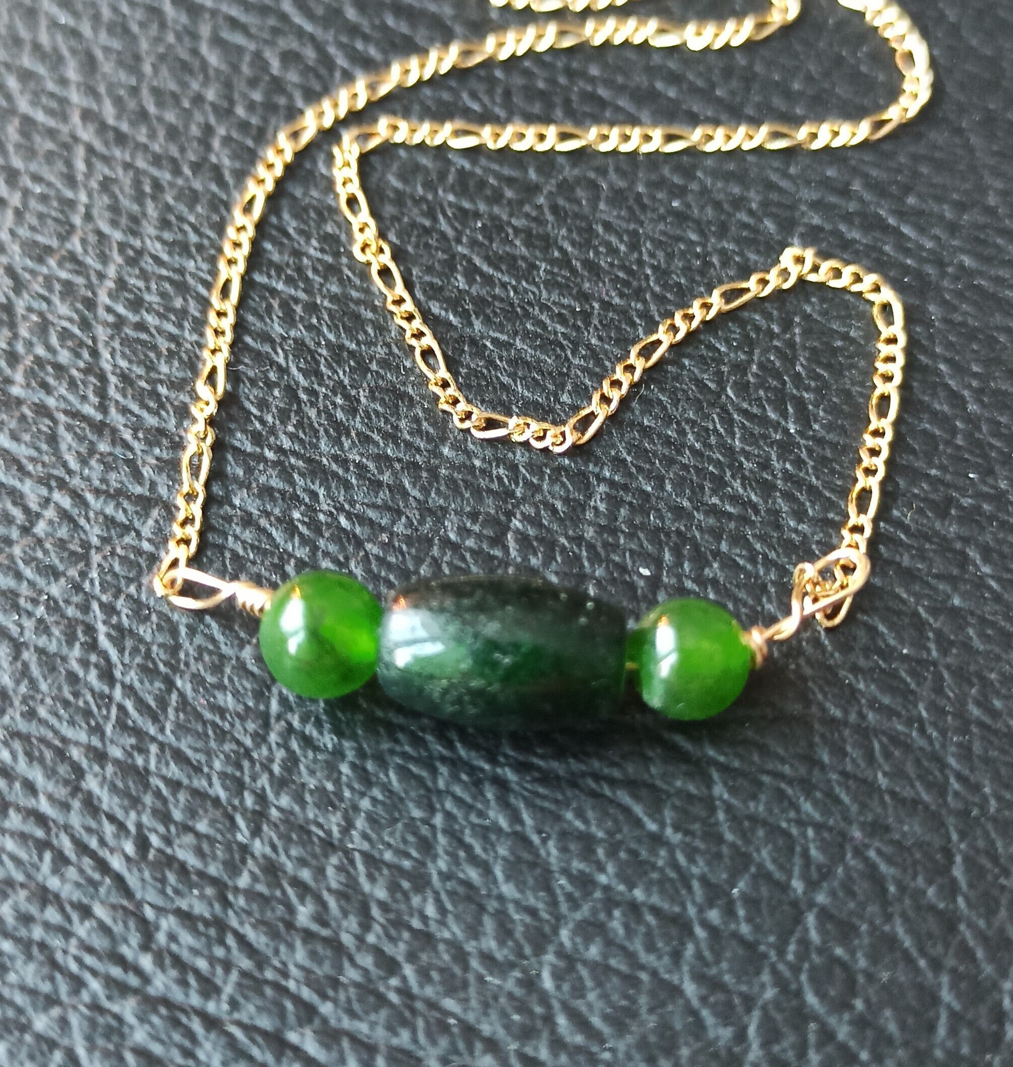 Collana con Ciondolo in Cristallo di Giada Verde in Oro 18 Collana con Ciondolo in Cristallo di Giada Verde in Oro 18
