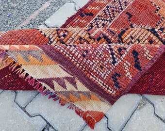 Vintage Herki Turkish Runner Rug: Hand Knotted Wool Hallway Decor