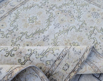 4x6 Oushak Wool Rug: Beige Floral Vintage Entryway Rug