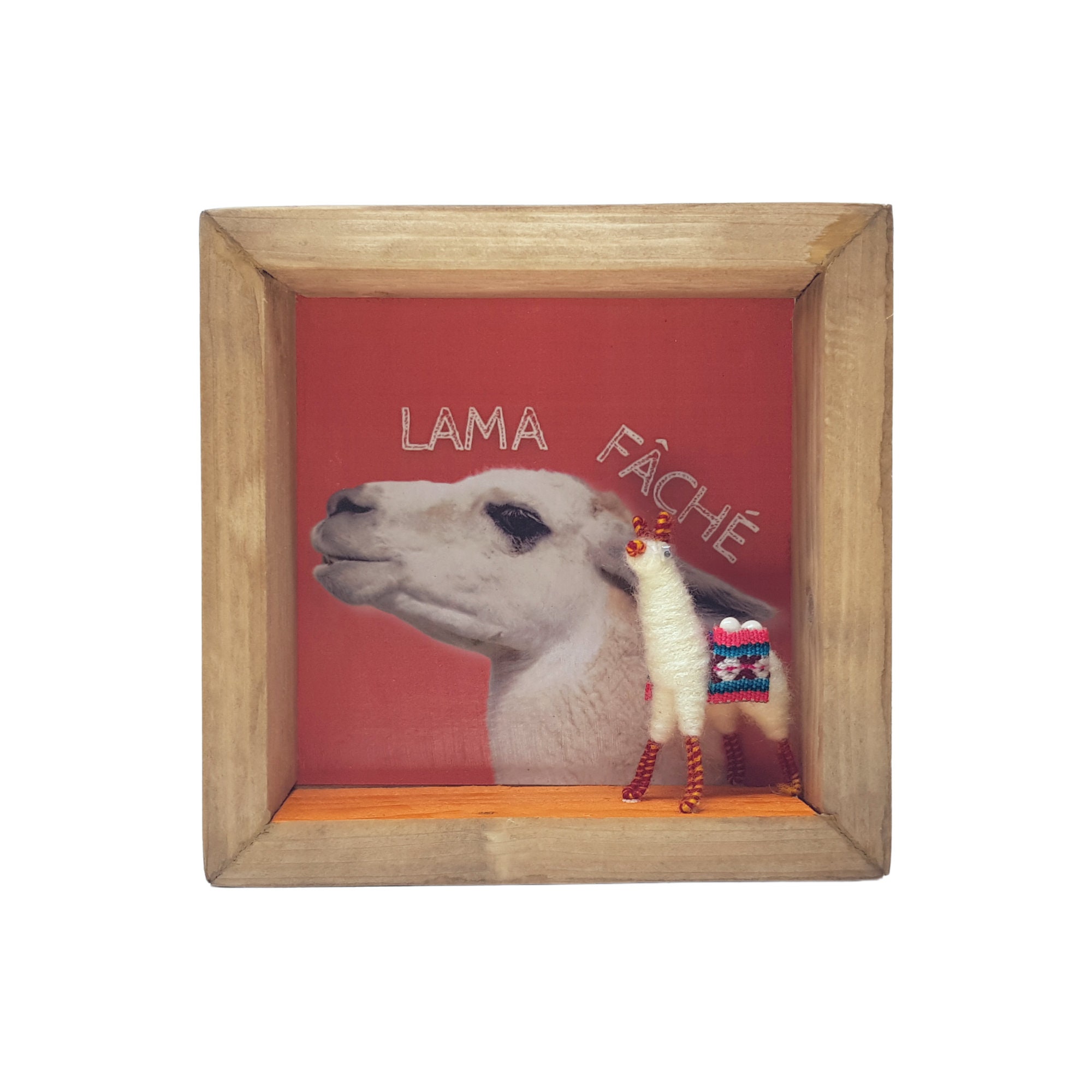 Cadre en Bois avec Un Lama Décoratif Lama Faché