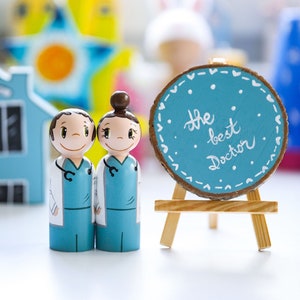 Boneco de médico personalizado feito à mão para presente para profissionais médicos e trabalhadores comunitários