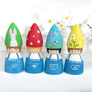 Nature-Inspired Peg Doll Set – Waldorf Hand-Painted Wooden Gnomes