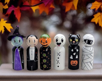 Halloween peg doll set , personalized Halloween gift , spooky decor , halloween toy set