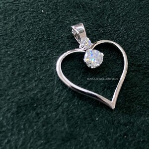 heart Shape pendant,
Moissanite pendant,
solid gold pendant,
halo design pendant,
925 silver pendant,
anniversary gift,
Valentine's Day gift,
gift for her,
Engagement Pendant,
Wedding Pendant,
Solitaire Pendant,
Diamond Pendant,
Birthday Gift
