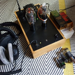 Eufonika model H5DS tube headphone amplifier (6N8S & 6N13S) TUBE ROLLING