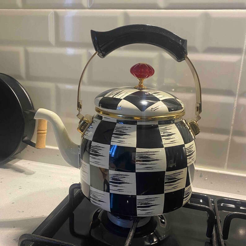 Checkered Enamel Teapot, 2250 Ml 76oz, Stylish Teapot for the Kitchen