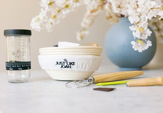 DoughCraft Kit Pasta Madre 7 Pezzi - Cestino Banneton In Rattan 22,9 Cm E Utensili In Silicone Lavabili
