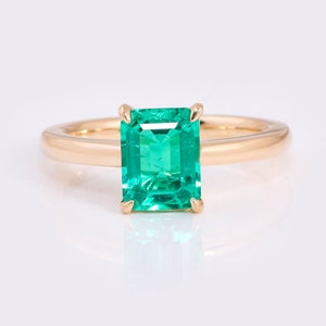 14K Gold Emerald Engagement Ring for Her | Vintage Green Emerald Bridal Wedding Ring | Minimalist Emerald Solitaire Anniversary Ring