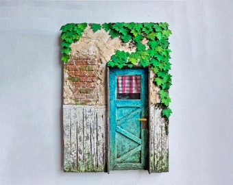 Abandoned house in frame | facade diorama | abandoned door | old house | mystic house | home decor | shadow box diorama